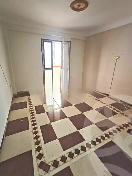 https://aqarmap.com.eg/ar/listing/6786533-for-sale-alexandria-lsywf-el-falki
