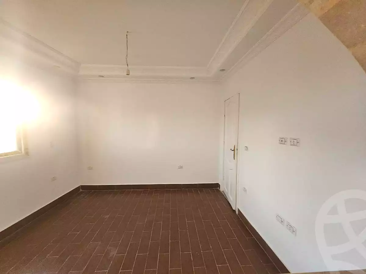 https://aqarmap.com.eg/ar/listing/6786780-for-sale-cairo-new-cairo-el-narges-el-narges-omarat-abdallah-el-nadim-st