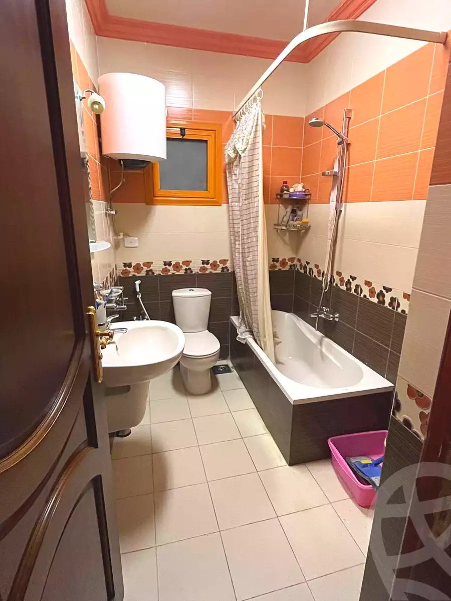 https://aqarmap.com.eg/ar/listing/6786799-for-sale-cairo-new-cairo-el-narges-el-narges-omarat-beirut-st