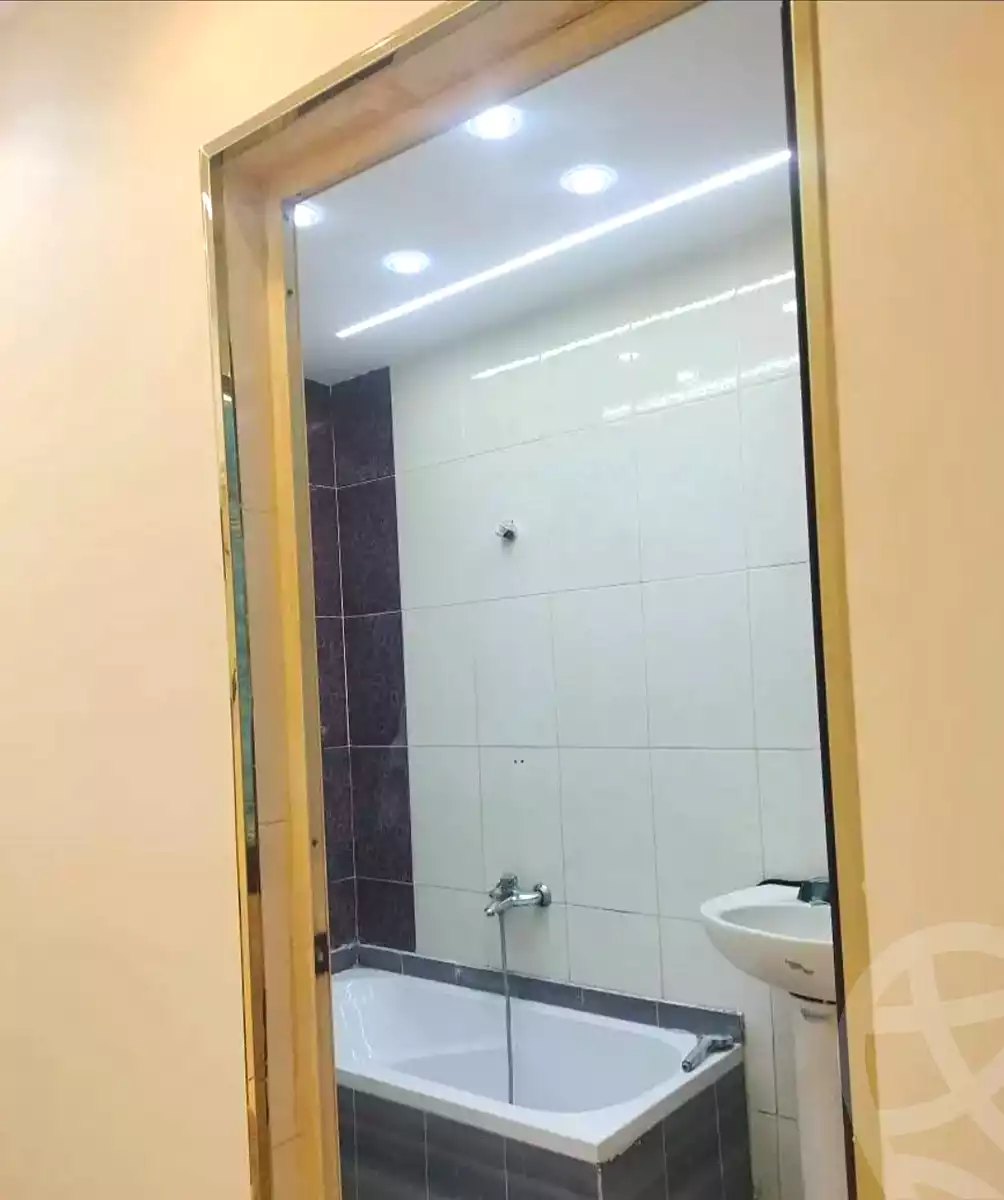 https://aqarmap.com.eg/ar/listing/6787111-for-sale-alexandria-miami-45-street