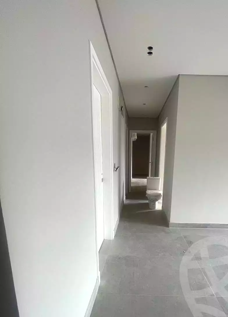 https://aqarmap.com.eg/ar/listing/6788055-for-rent-cairo-el-sheikh-zayed-city-compounds-kmbwnd-fyldj-wyst-dr-llttwyr