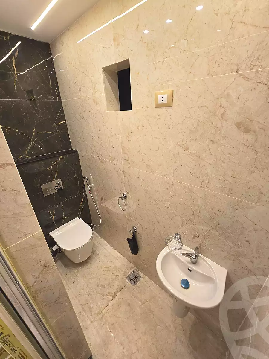 https://aqarmap.com.eg/ar/listing/6788966-for-sale-alexandria-miami-mahmoud-el-isawy-st