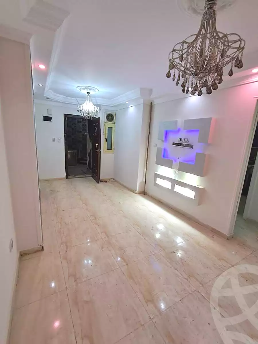 https://aqarmap.com.eg/ar/listing/6789152-for-sale-alexandria-miami-kaad-assrab-al-bhar-st