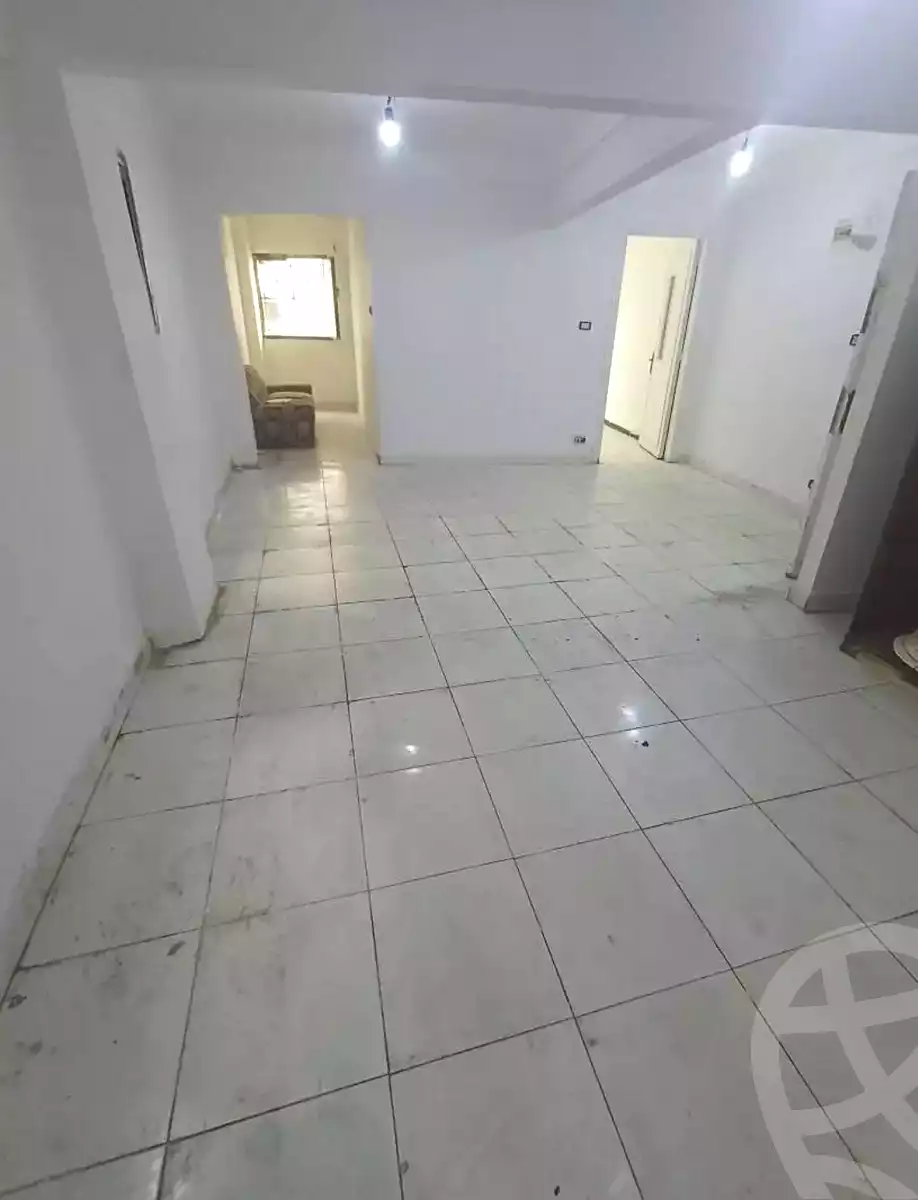 https://aqarmap.com.eg/ar/listing/6789251-for-sale-alexandria-sydy-bshr-sydy-bshr-bhry-shr-khld-bn-lwlyd