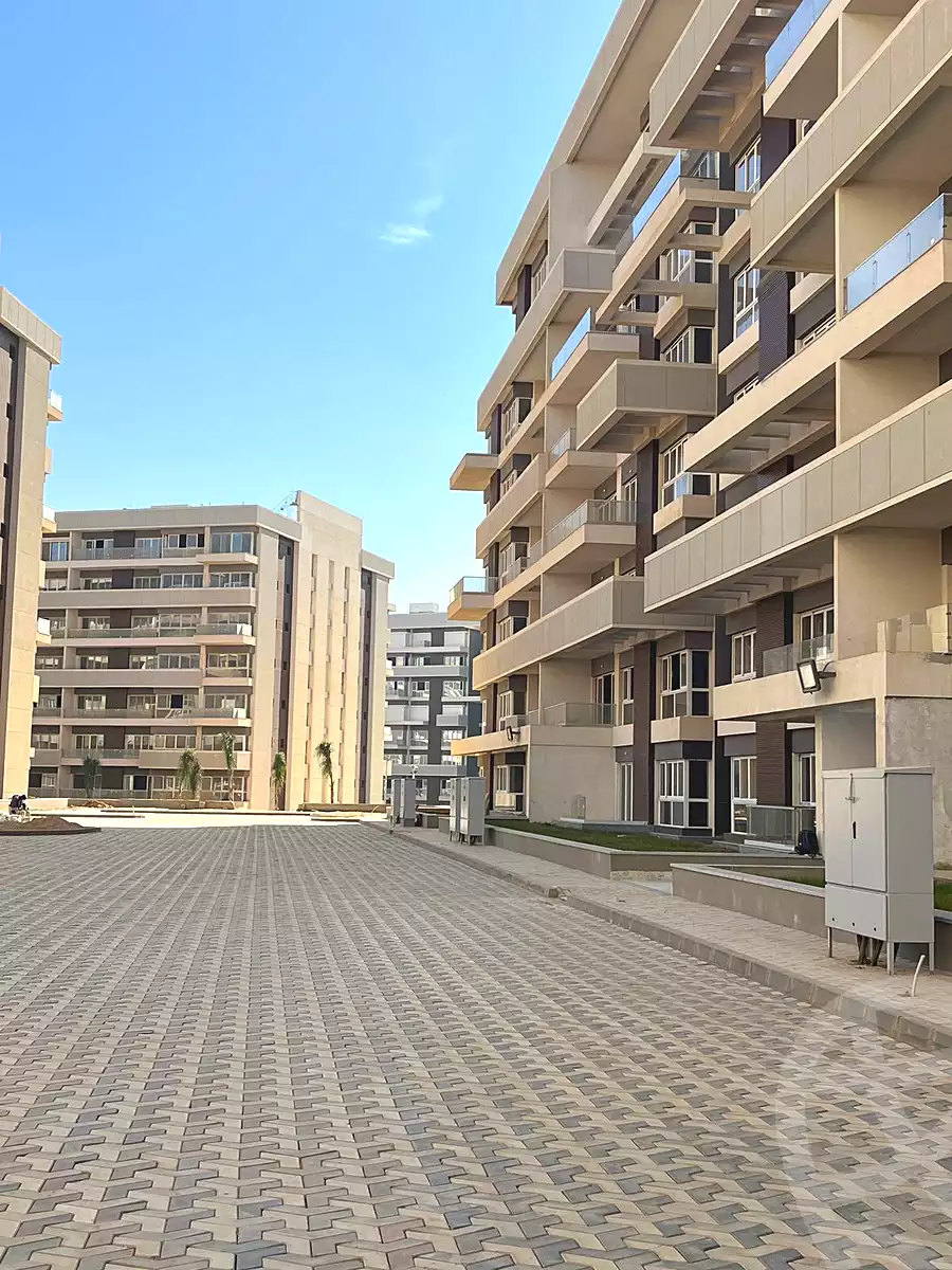 https://aqarmap.com.eg/ar/listing/6789544-for-sale-cairo-new-administrative-capital-r7-scenario