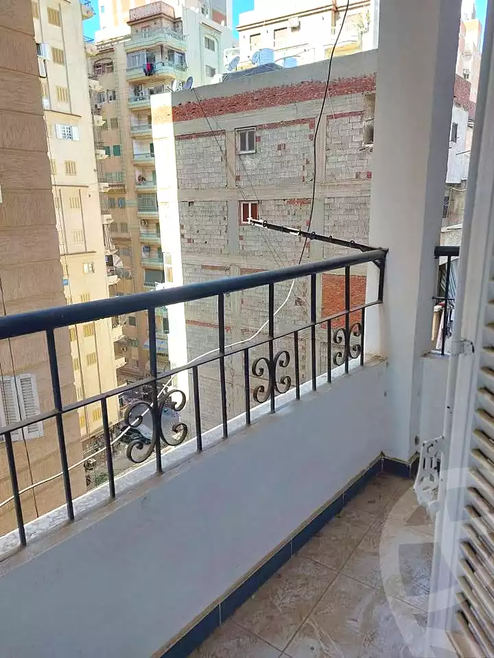 https://aqarmap.com.eg/en/listing/6789670-for-sale-alexandria-el-asafra-shr-jml-bd-lnsr