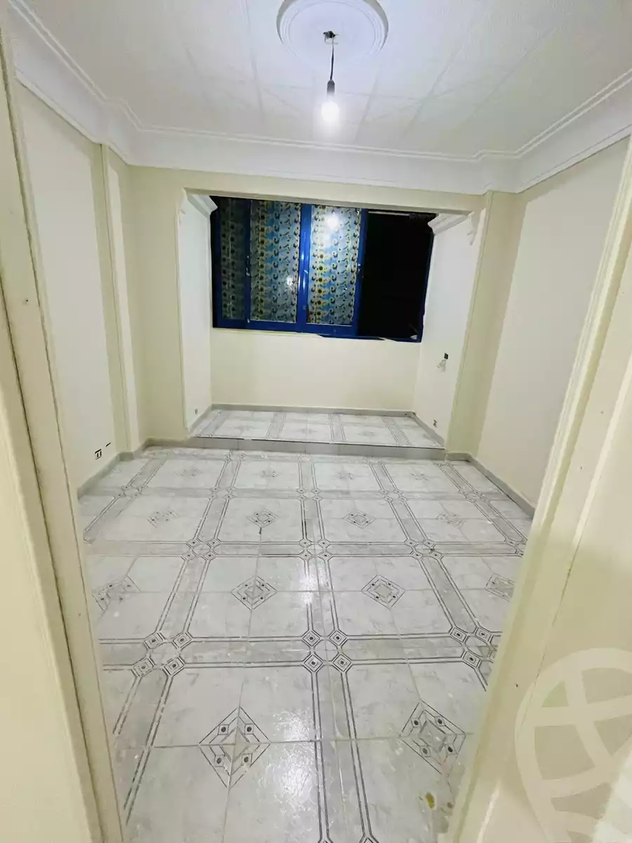 https://aqarmap.com.eg/ar/listing/6789692-for-sale-alexandria-lsywf-el-falki