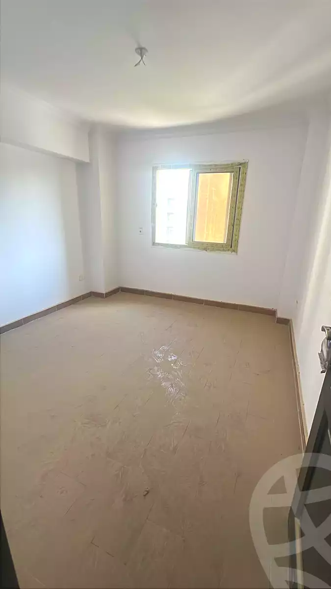https://aqarmap.com.eg/ar/listing/6789737-for-rent-cairo-new-cairo-el-gameyat-jnwb-ljm-yt-jn