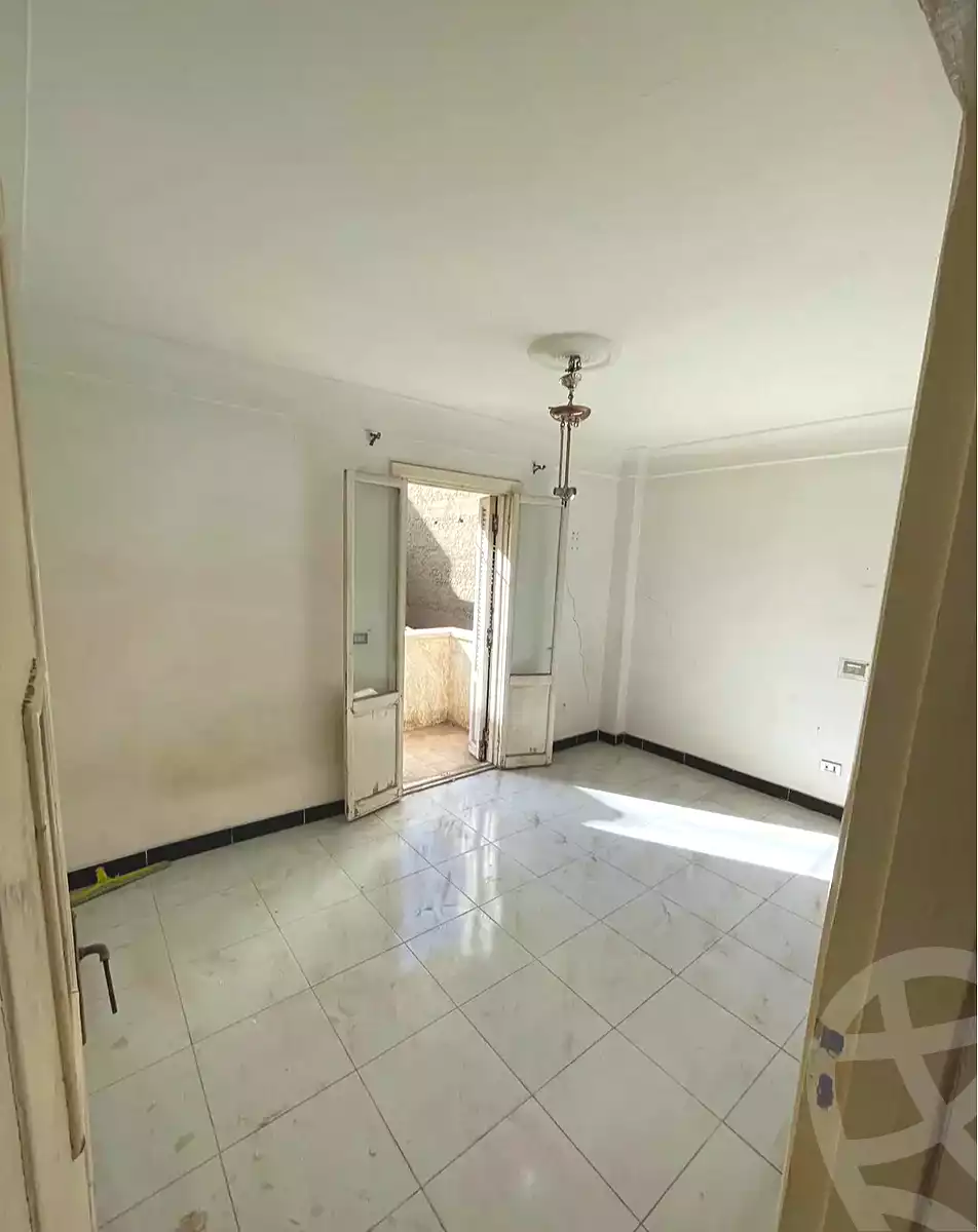 https://aqarmap.com.eg/en/listing/6789852-for-sale-alexandria-ganaklis
