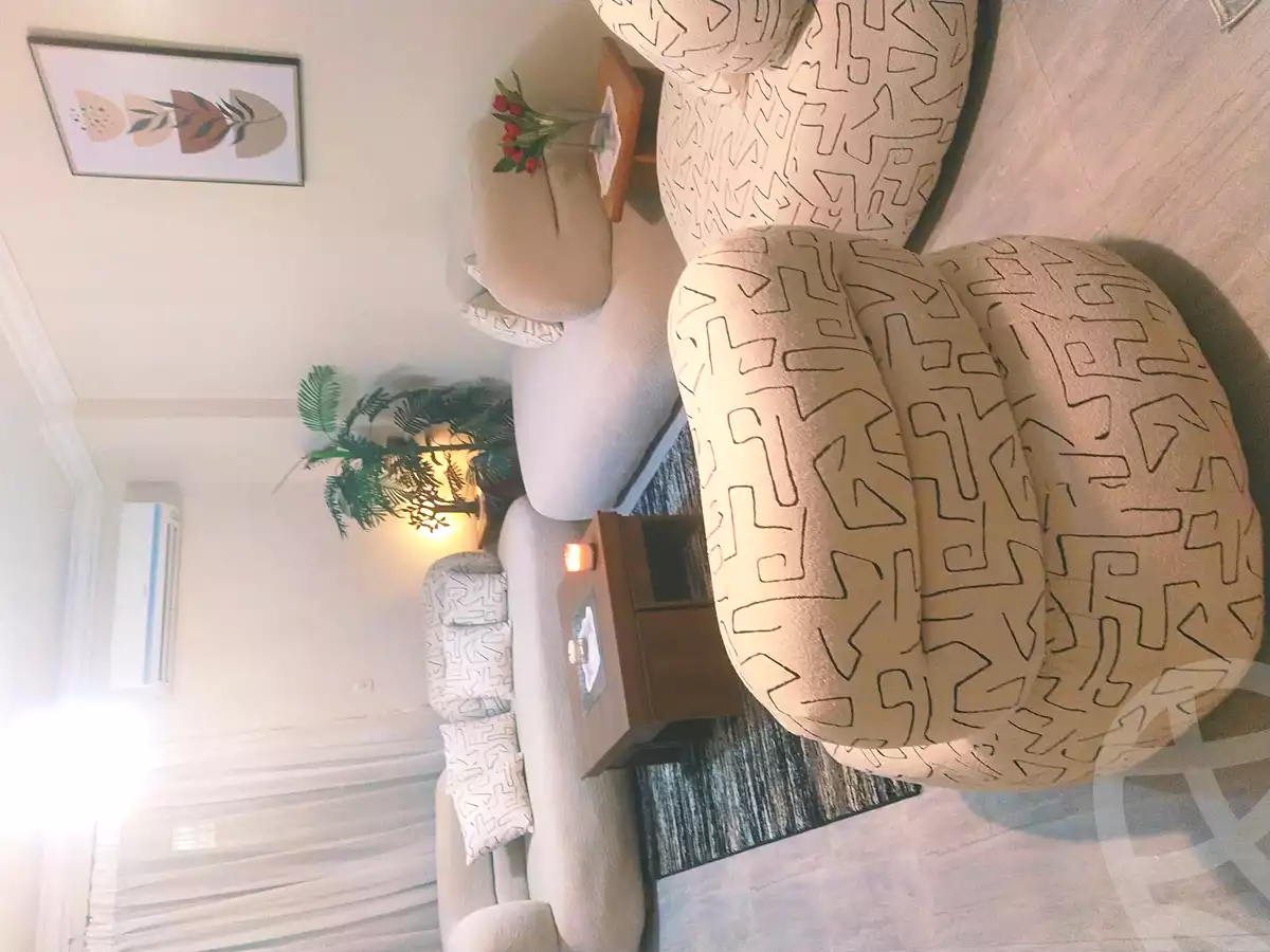 https://aqarmap.com.eg/ar/listing/6790168-for-rent-cairo-el-sheikh-zayed-city-compounds-jn-zyd