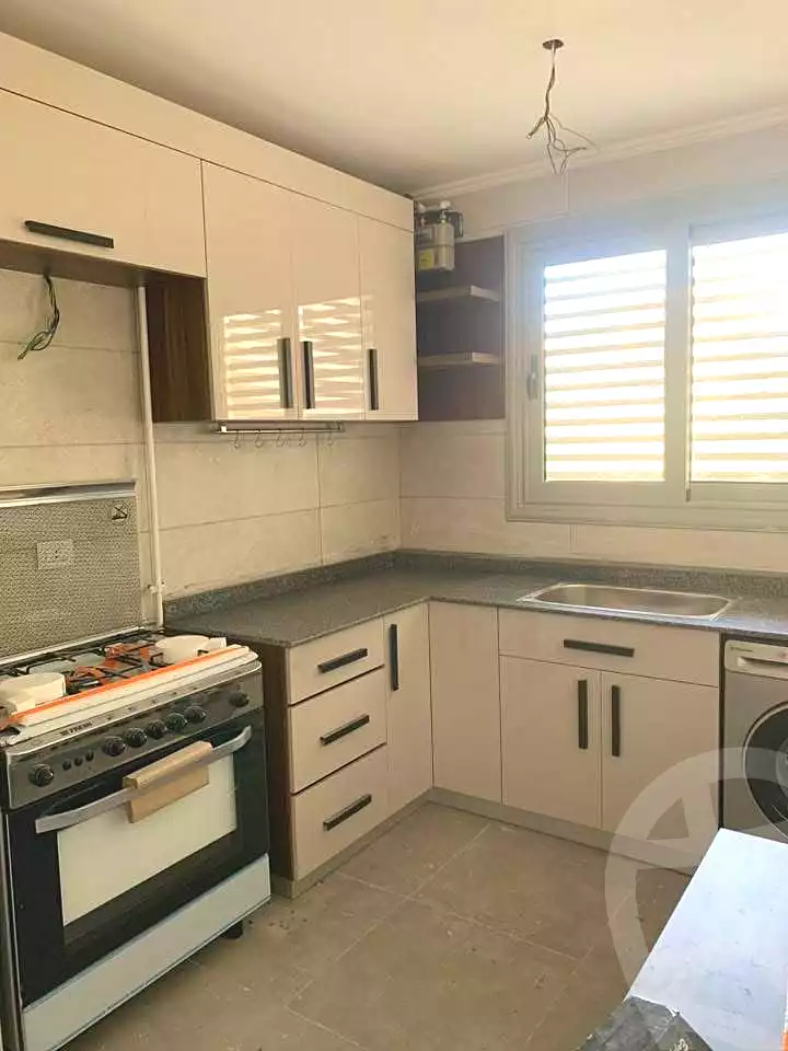 https://aqarmap.com.eg/en/listing/6790334-for-rent-cairo-6th-of-october-compounds-palm-parks