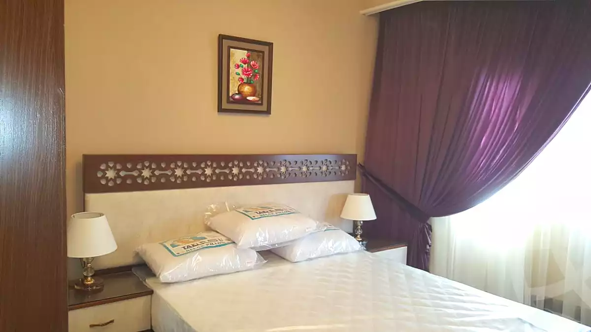 https://aqarmap.com.eg/en/listing/6790450-for-rent-cairo-new-cairo-compounds-mountain-view-hyde-park