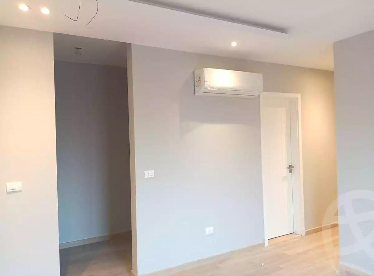 https://aqarmap.com.eg/ar/listing/6790537-for-rent-cairo-el-sheikh-zayed-city-compounds-kmbwnd-fyldj-wyst-dr-llttwyr