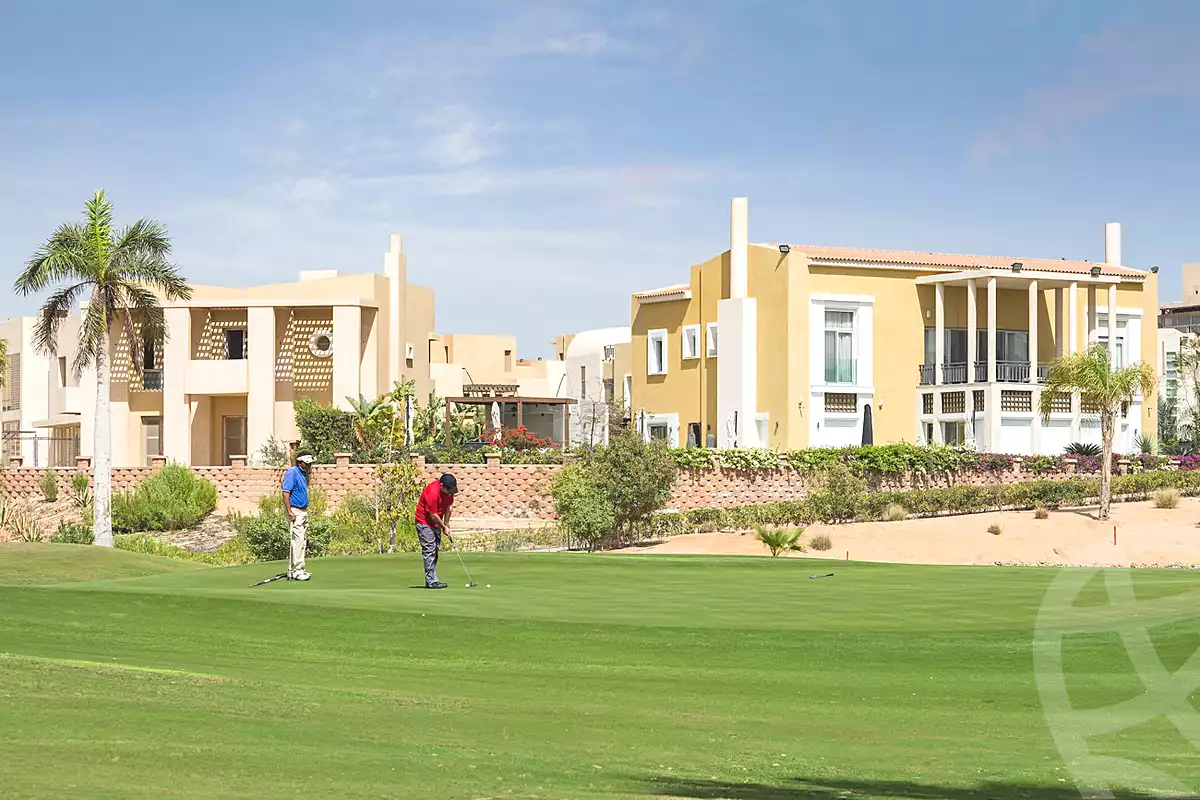 https://aqarmap.com.eg/ar/listing/6790569-for-sale-cairo-el-sheikh-zayed-city-compounds-kmbwnd-ljry-swdyk