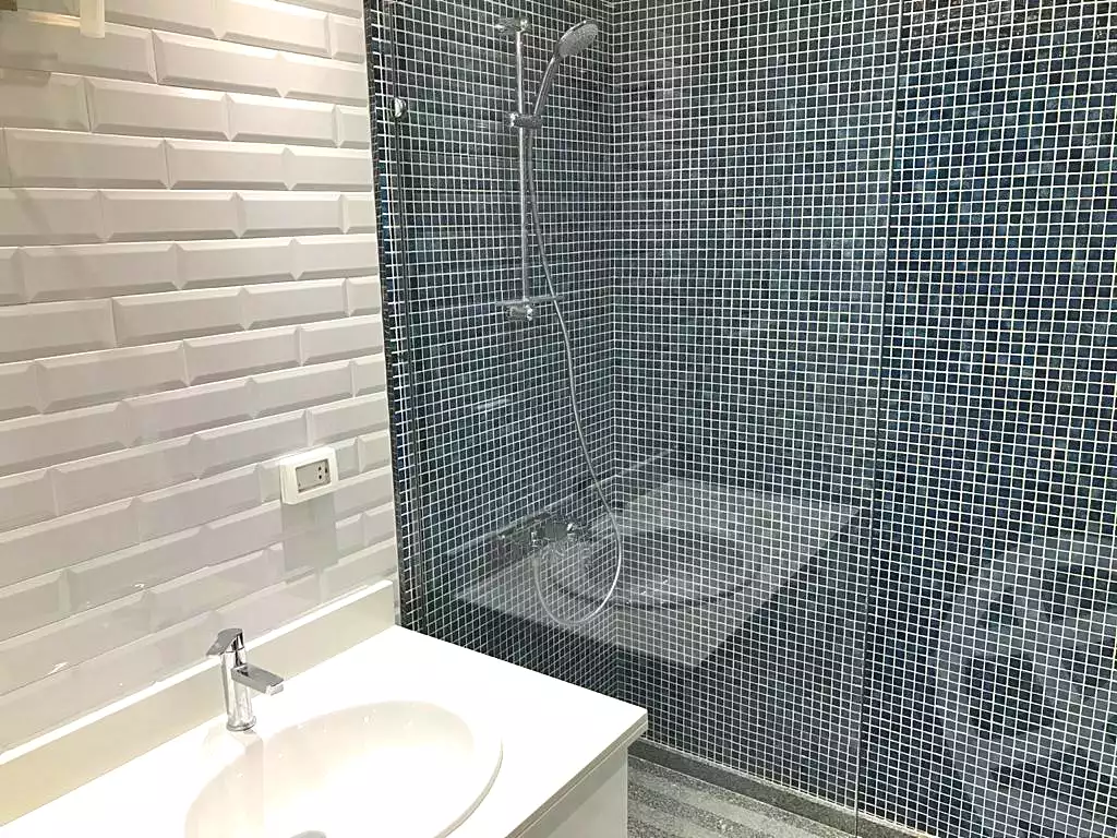 https://aqarmap.com.eg/ar/listing/6790778-for-rent-cairo-new-cairo-compounds-mountain-view-hyde-park