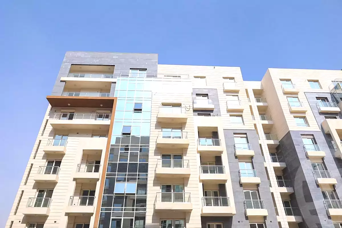 https://aqarmap.com.eg/en/listing/6791105-for-sale-cairo-new-administrative-capital-r7-oia