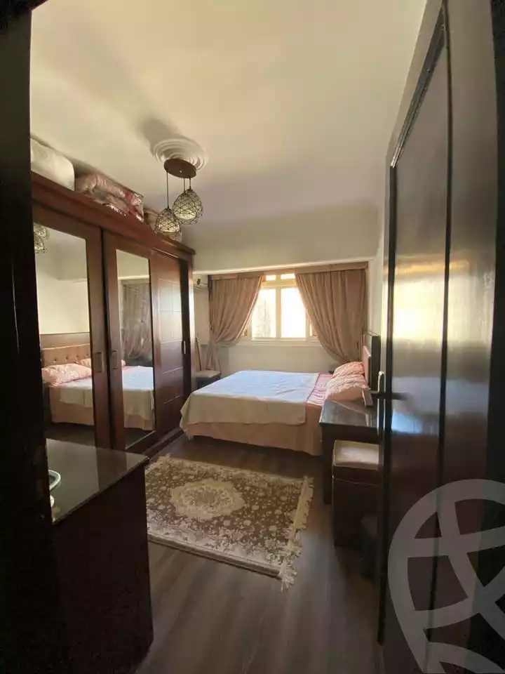 https://aqarmap.com.eg/en/listing/6791123-for-sale-alexandria-el-mandara-alex-el-mandara-bahri-sidi-kamal-st