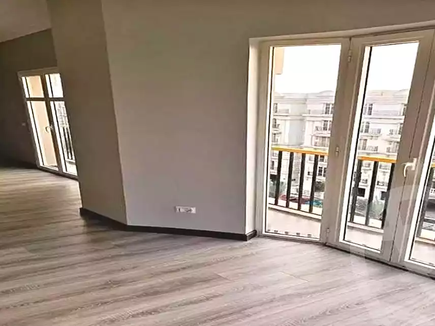 https://aqarmap.com.eg/en/listing/6790621-for-sale-cairo-new-cairo-compounds-garden-residence-hyde-park