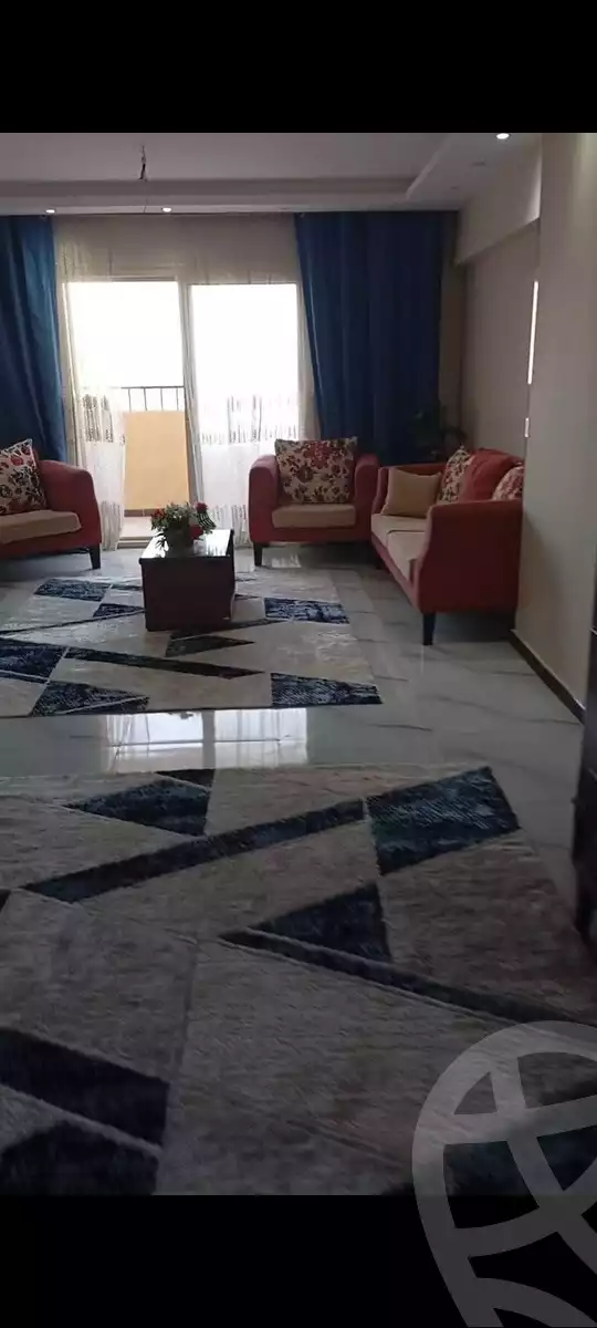 https://aqarmap.com.eg/ar/listing/6791608-for-sale-cairo-helwan-ahmed-enci-st