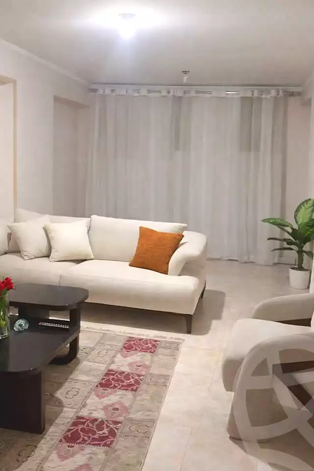 https://aqarmap.com.eg/en/listing/6791963-for-sale-cairo-el-haram-el-lebeny-soltan-khattab-st