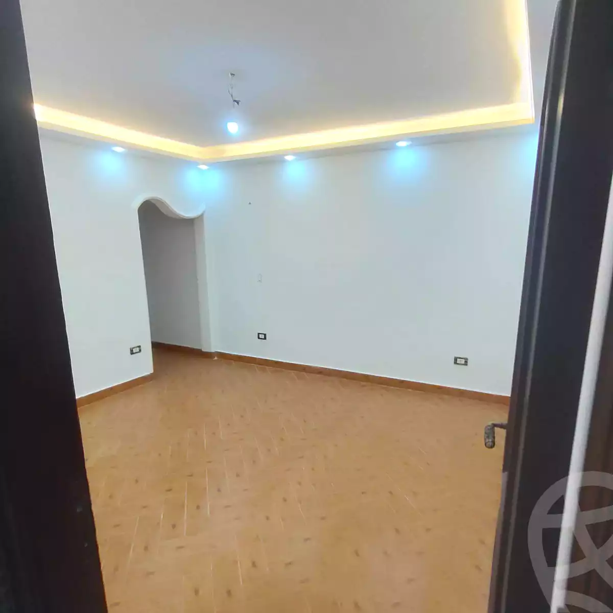 https://aqarmap.com.eg/ar/listing/6792442-for-sale-alexandria-l-jmy-lbytsh-bianchiii