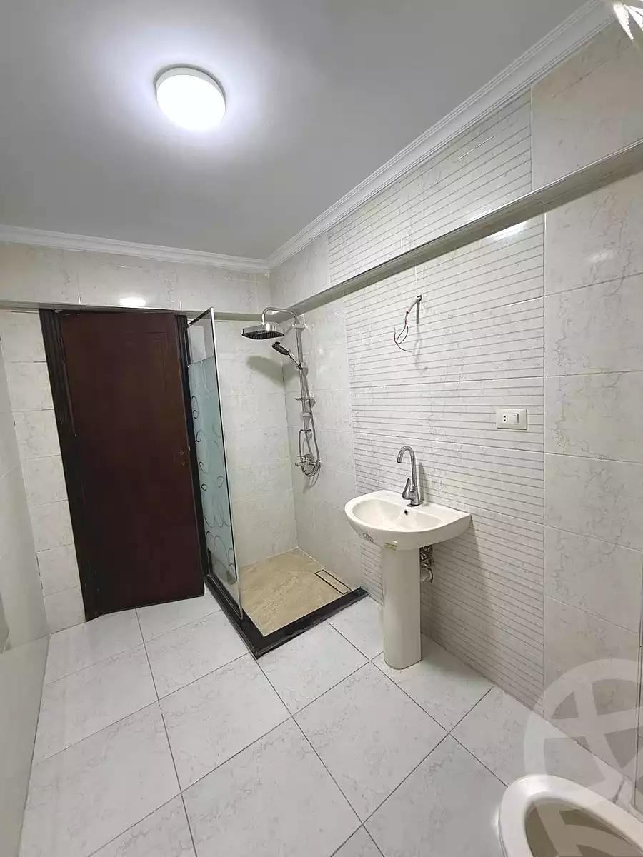 https://aqarmap.com.eg/ar/listing/6792459-for-sale-alexandria-el-asafra-l-sfr-bhry