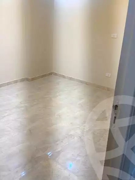 https://aqarmap.com.eg/ar/listing/6793494-for-sale-alexandria-sydy-bshr-sydy-bshr-qbly-mohamed-farid-st
