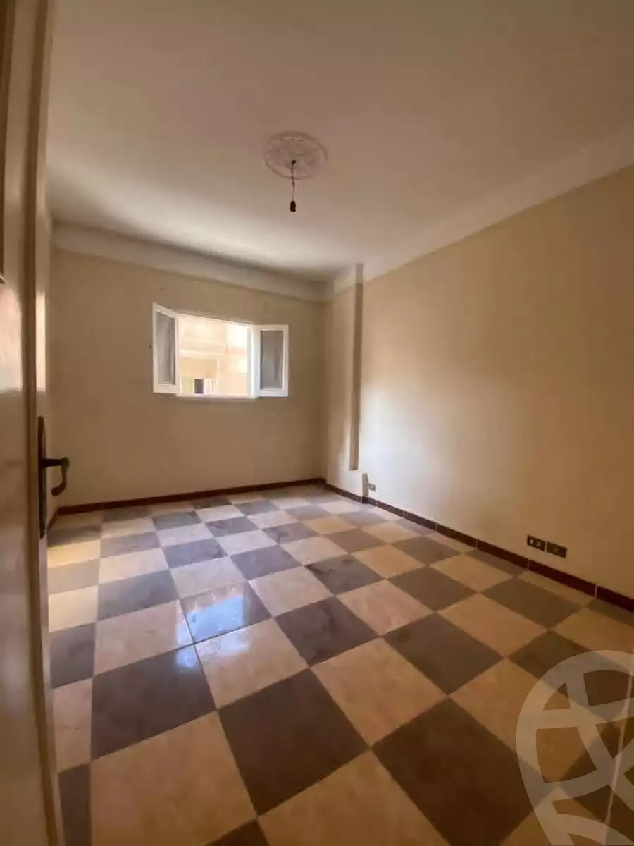 https://aqarmap.com.eg/en/listing/6793570-for-sale-alexandria-l-jmy-lbytsh-mecca-st