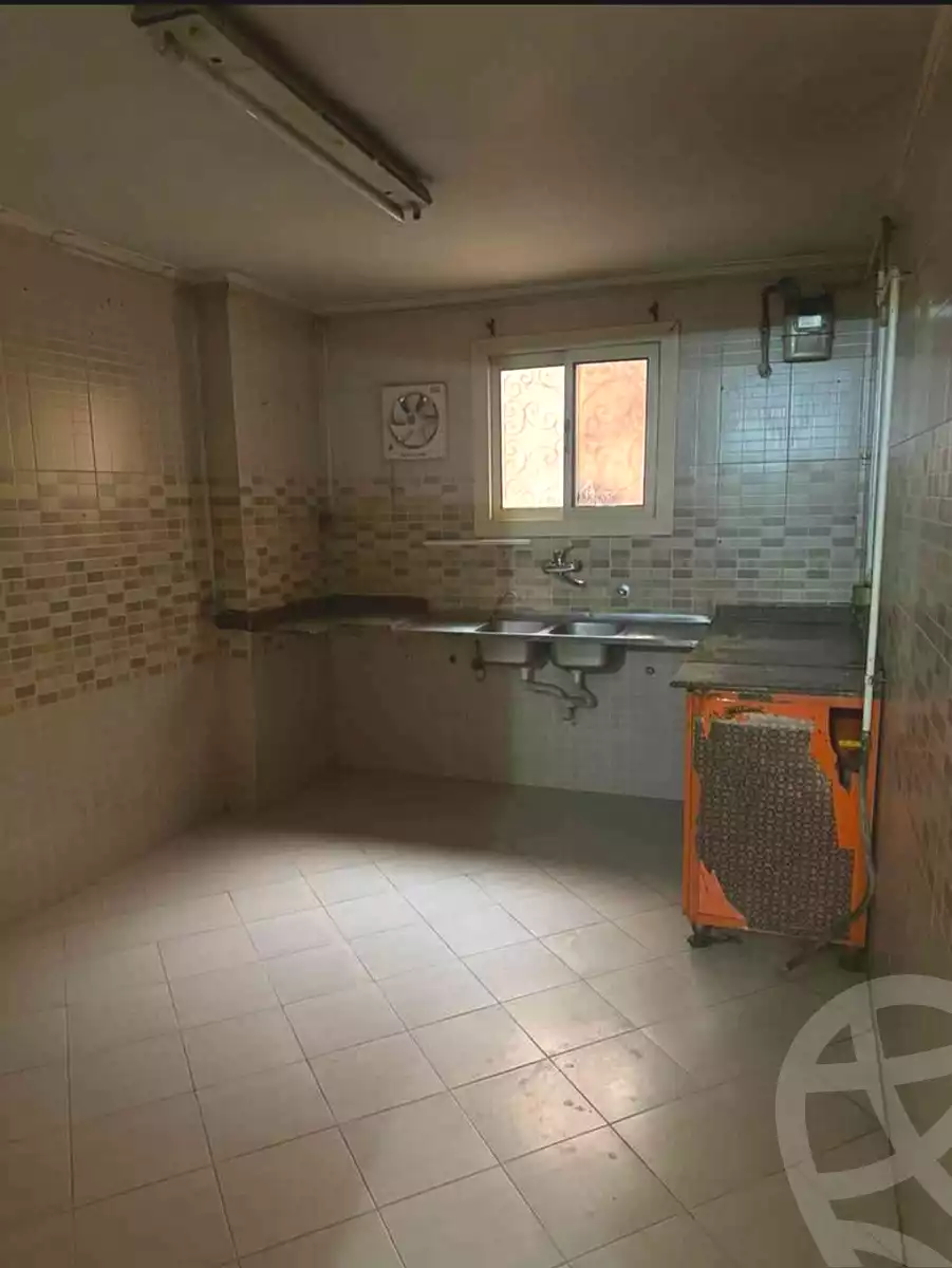 https://aqarmap.com.eg/ar/listing/6793527-for-sale-cairo-helwan-sherif-st