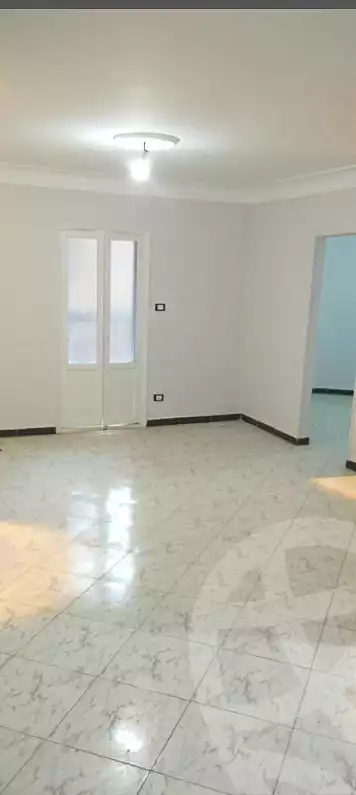 https://aqarmap.com.eg/ar/listing/6793938-for-sale-alexandria-sydy-bshr-sydy-bshr-bhry-el-fakharany-st