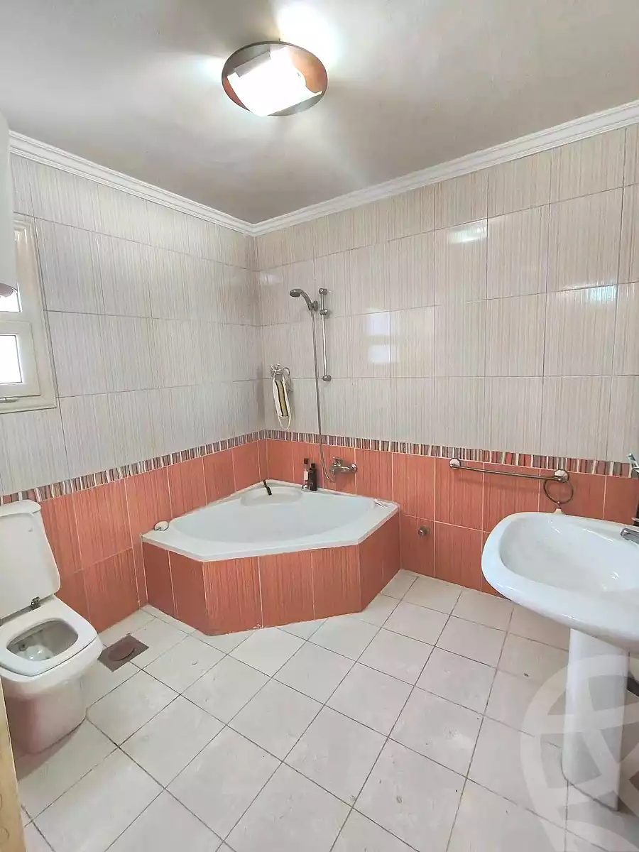 https://aqarmap.com.eg/en/listing/6794033-for-sale-alexandria-el-asafra-l-sfr-bhry-el-geish-rd