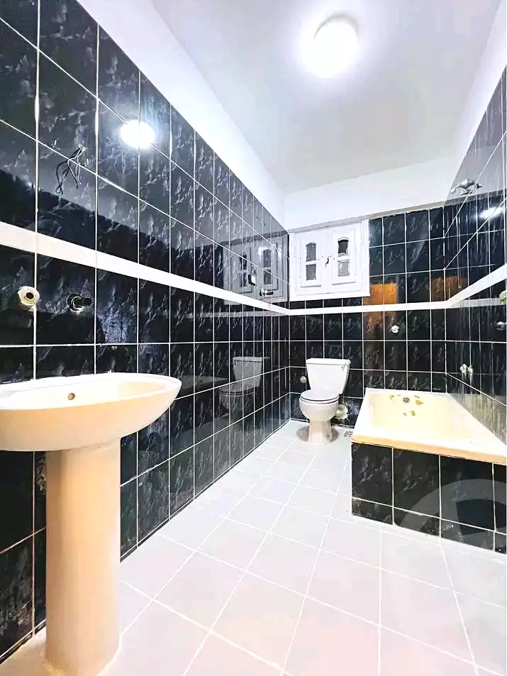 https://aqarmap.com.eg/en/listing/6794124-for-sale-alexandria-l-jmy-shataa-el-nakheel