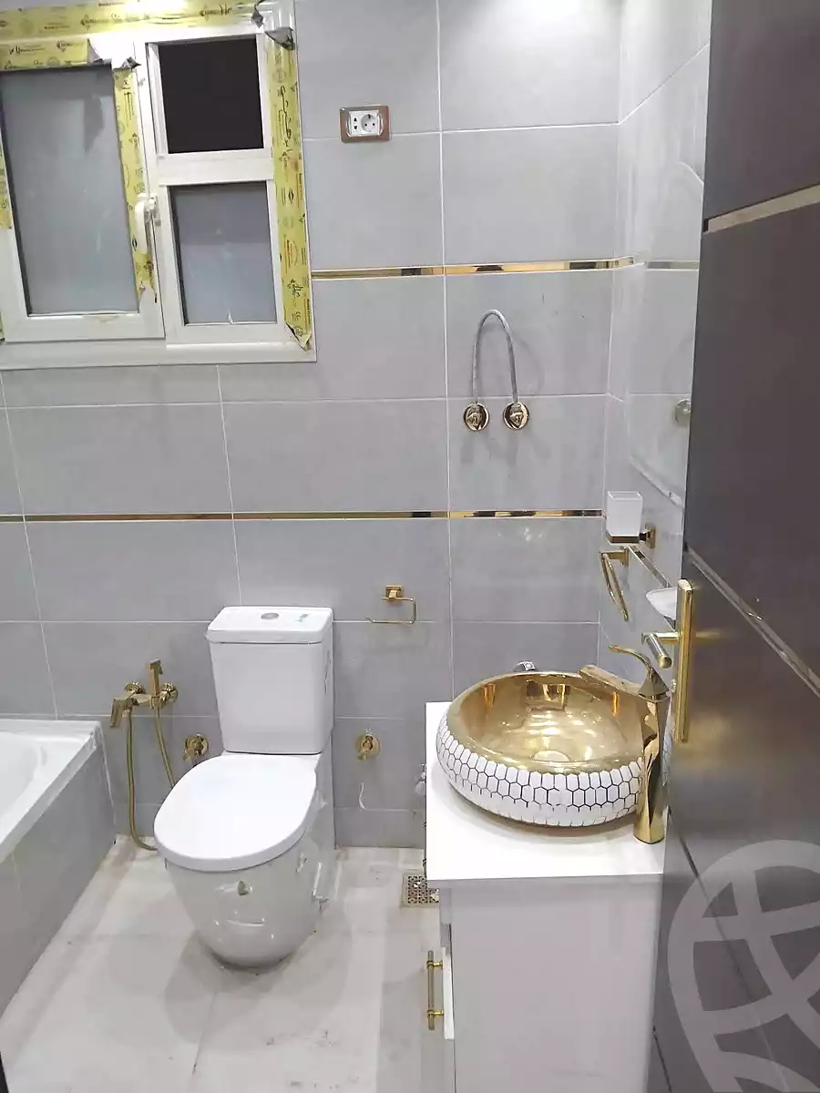 https://aqarmap.com.eg/en/listing/6795070-for-sale-cairo-helwan-hadayek-helwan-el-eshrein-st