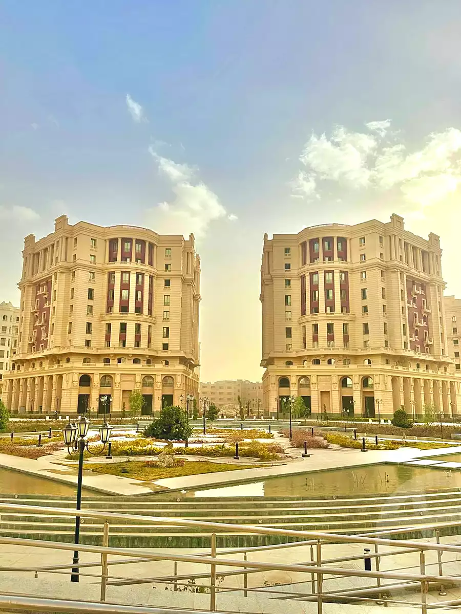 https://aqarmap.com.eg/ar/listing/6795085-for-sale-cairo-new-administrative-capital-r5-garden-city-compound-city-edge