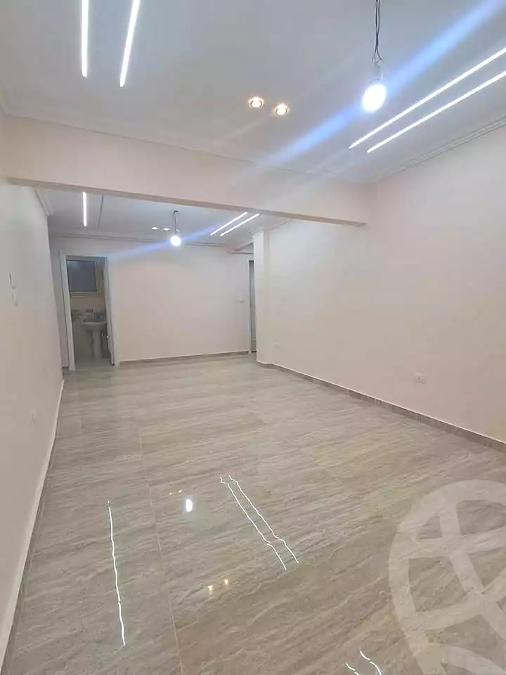 https://aqarmap.com.eg/ar/listing/6795114-for-sale-alexandria-el-asafra-salman-el-farsi-st