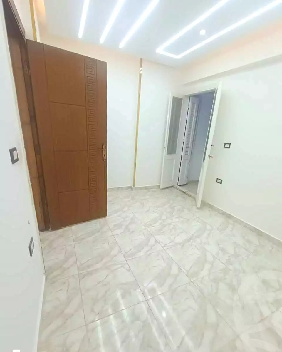 https://aqarmap.com.eg/en/listing/6796077-for-sale-alexandria-lsywf-el-falki