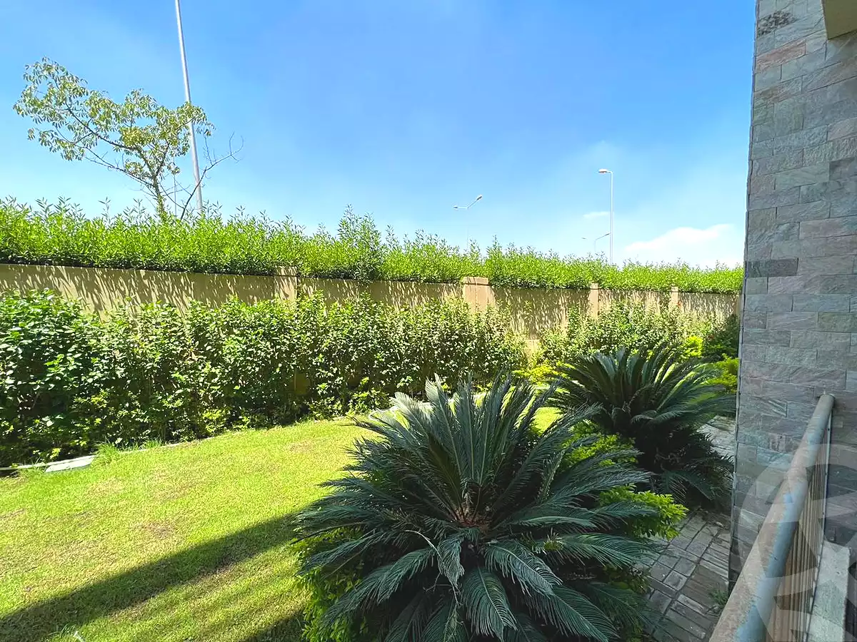 https://aqarmap.com.eg/en/listing/6796688-for-sale-cairo-el-sheikh-zayed-city-compounds-dh-drys