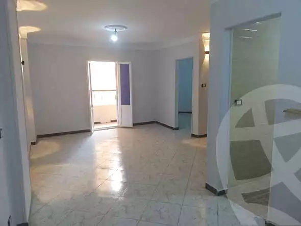 https://aqarmap.com.eg/ar/listing/6796976-for-sale-alexandria-sydy-bshr-sydy-bshr-bhry-gamal-abd-el-nasir-st