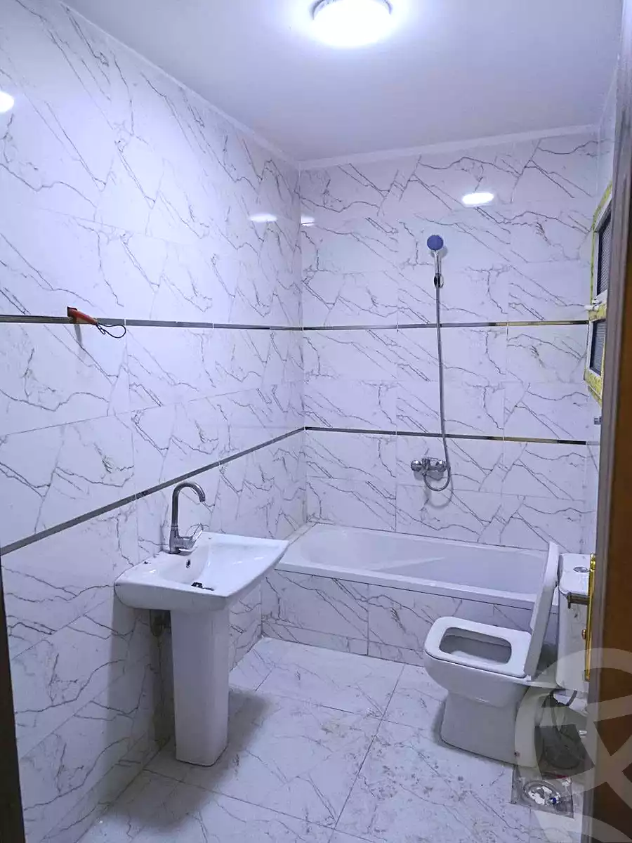 https://aqarmap.com.eg/ar/listing/6797415-for-rent-cairo-ain-shams-el-naam