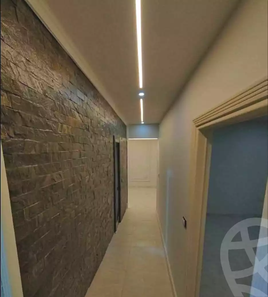 https://aqarmap.com.eg/ar/listing/6797449-for-sale-alexandria-l-jmy-lbytsh-ibrahim-othman-st