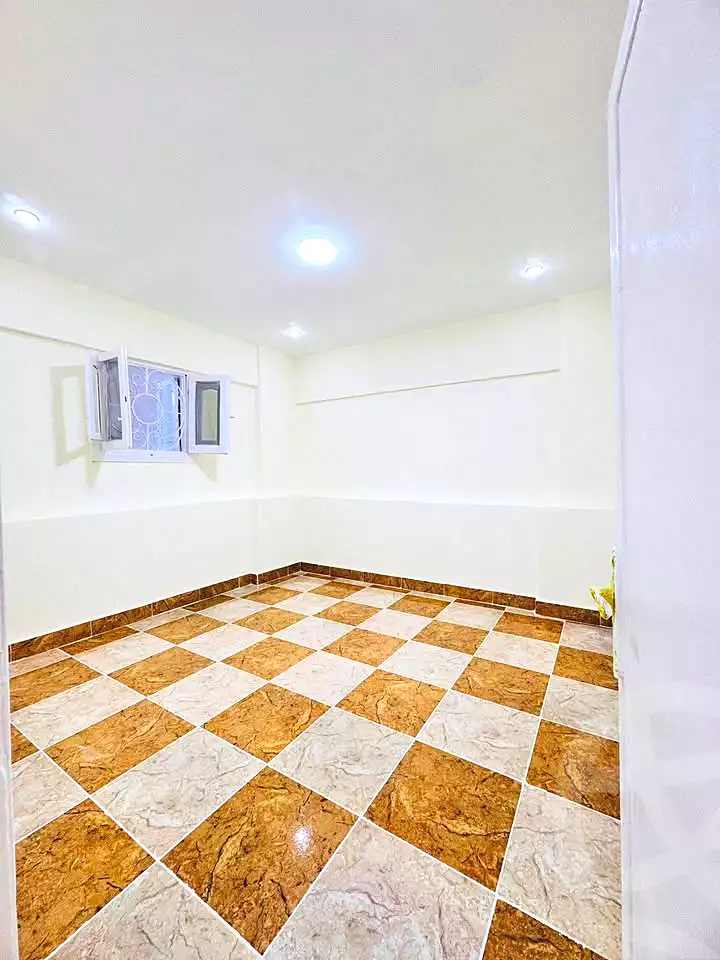 https://aqarmap.com.eg/ar/listing/6798005-for-sale-alexandria-l-jmy-el-kilo-21