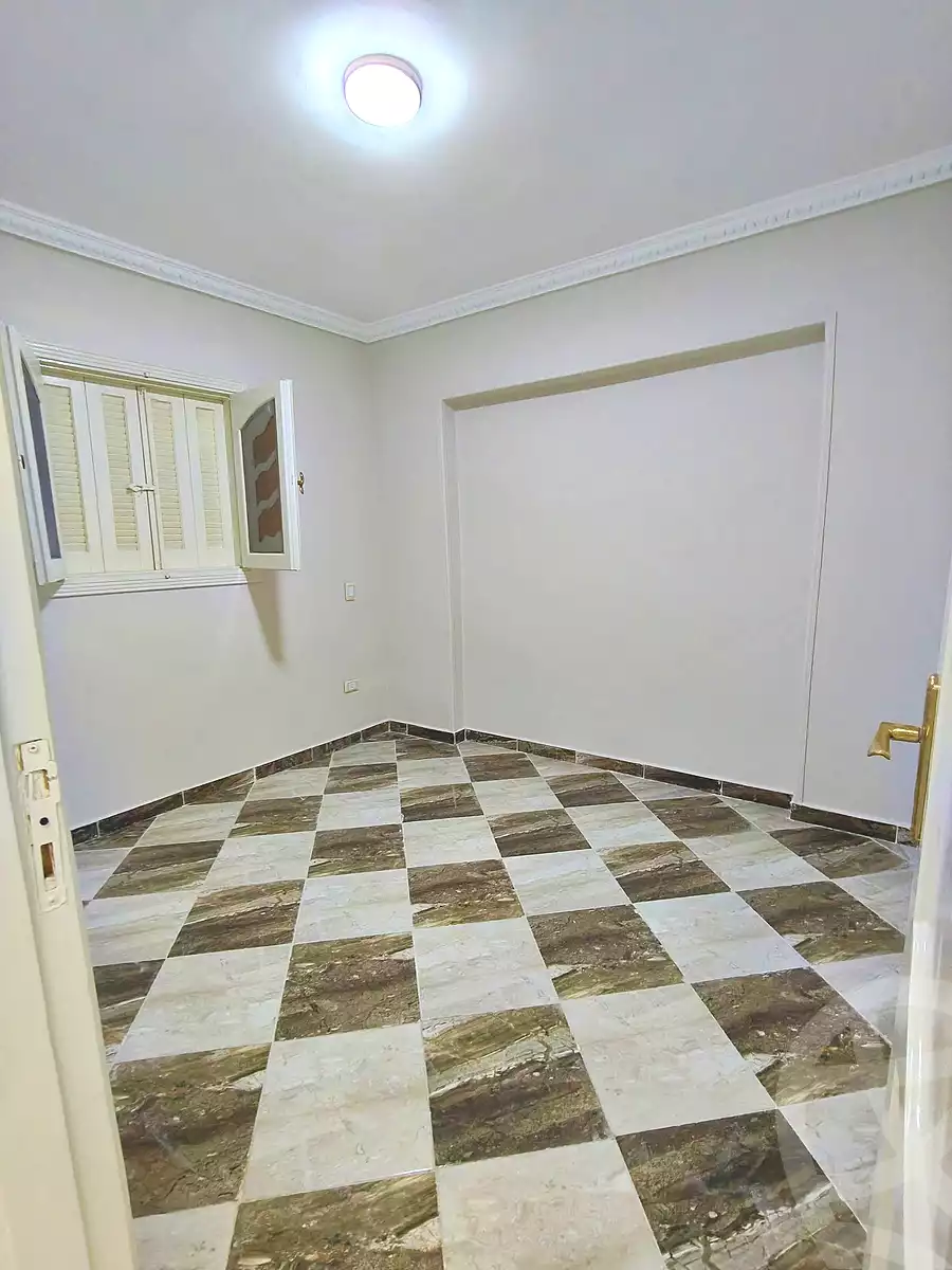 https://aqarmap.com.eg/en/listing/6798101-for-sale-alexandria-l-jmy
