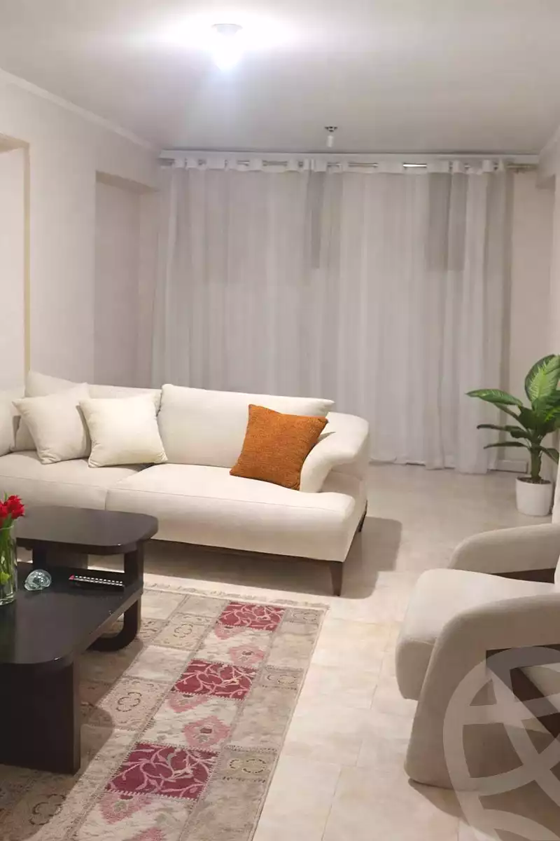 https://aqarmap.com.eg/en/listing/6798654-for-sale-cairo-el-haram-el-lebeny-soltan-khattab-st