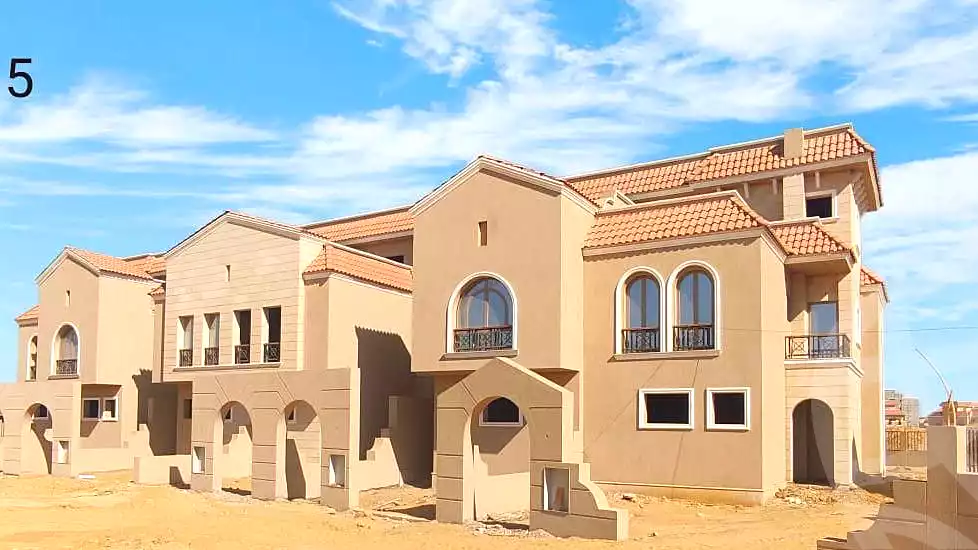 https://aqarmap.com.eg/ar/listing/6799198-for-sale-cairo-el-shorouk-compounds-yfy-ryzydns