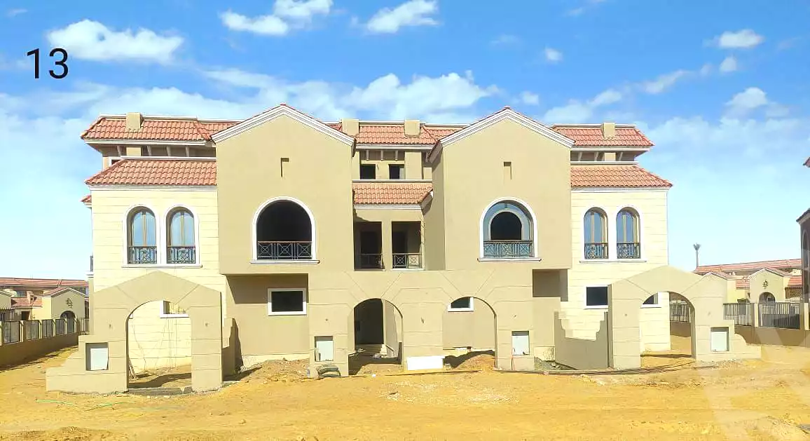 https://aqarmap.com.eg/ar/listing/6799198-for-sale-cairo-el-shorouk-compounds-yfy-ryzydns