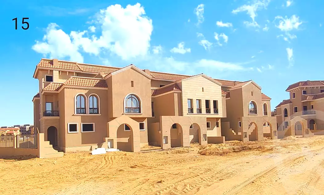 https://aqarmap.com.eg/ar/listing/6799198-for-sale-cairo-el-shorouk-compounds-yfy-ryzydns