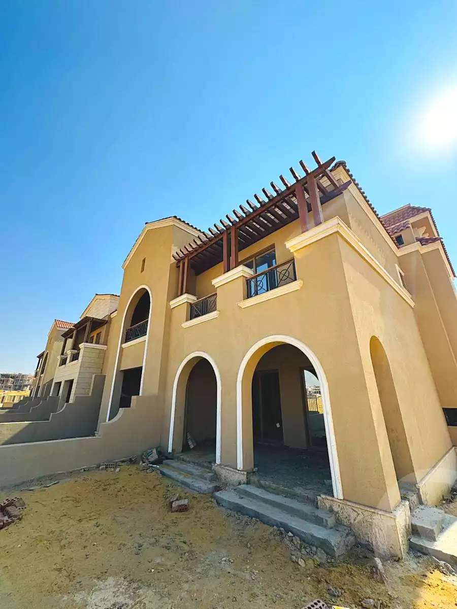 https://aqarmap.com.eg/ar/listing/6799192-for-sale-cairo-el-shorouk-compounds-yfy-ryzydns
