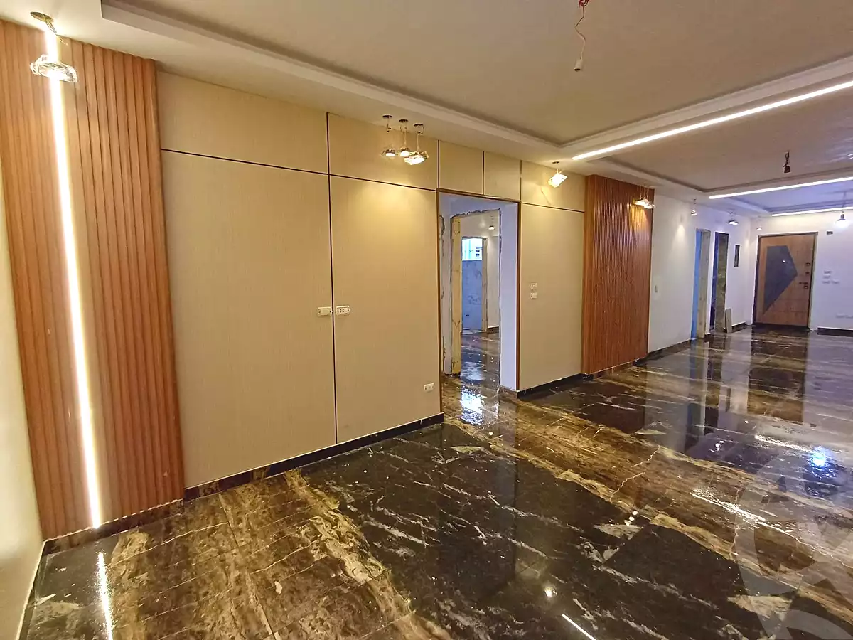 https://aqarmap.com.eg/en/listing/6799381-for-sale-cairo-faisal-el-maryotyah-town-valley-compound-sakan