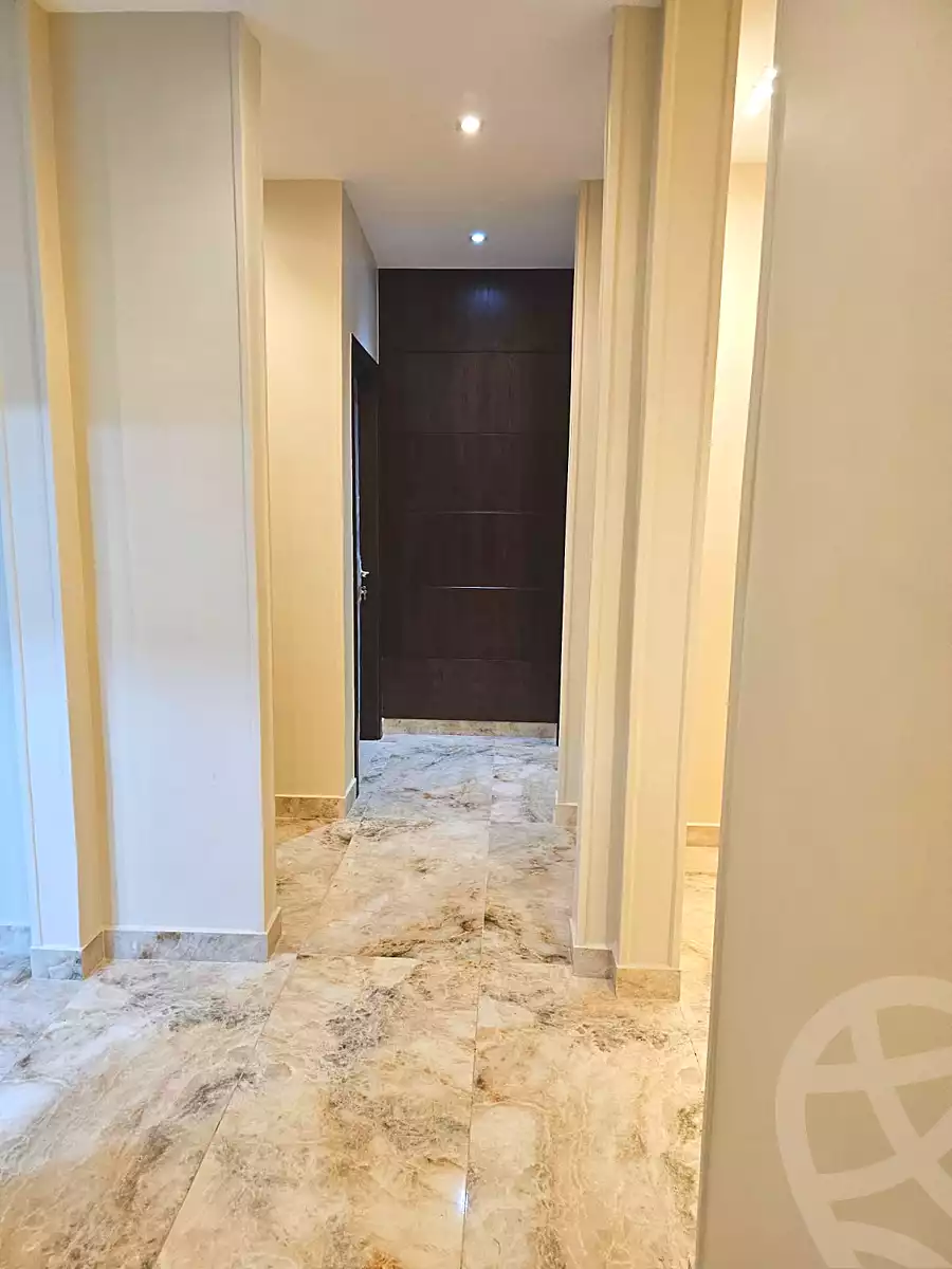 https://aqarmap.com.eg/en/listing/6799390-for-rent-cairo-el-sheikh-zayed-city-compounds-el-khamayel