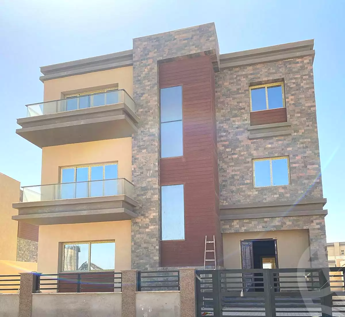 https://aqarmap.com.eg/ar/listing/6799365-for-sale-cairo-new-cairo-compounds-noble-compound-egyptian-kuwaiti-developers